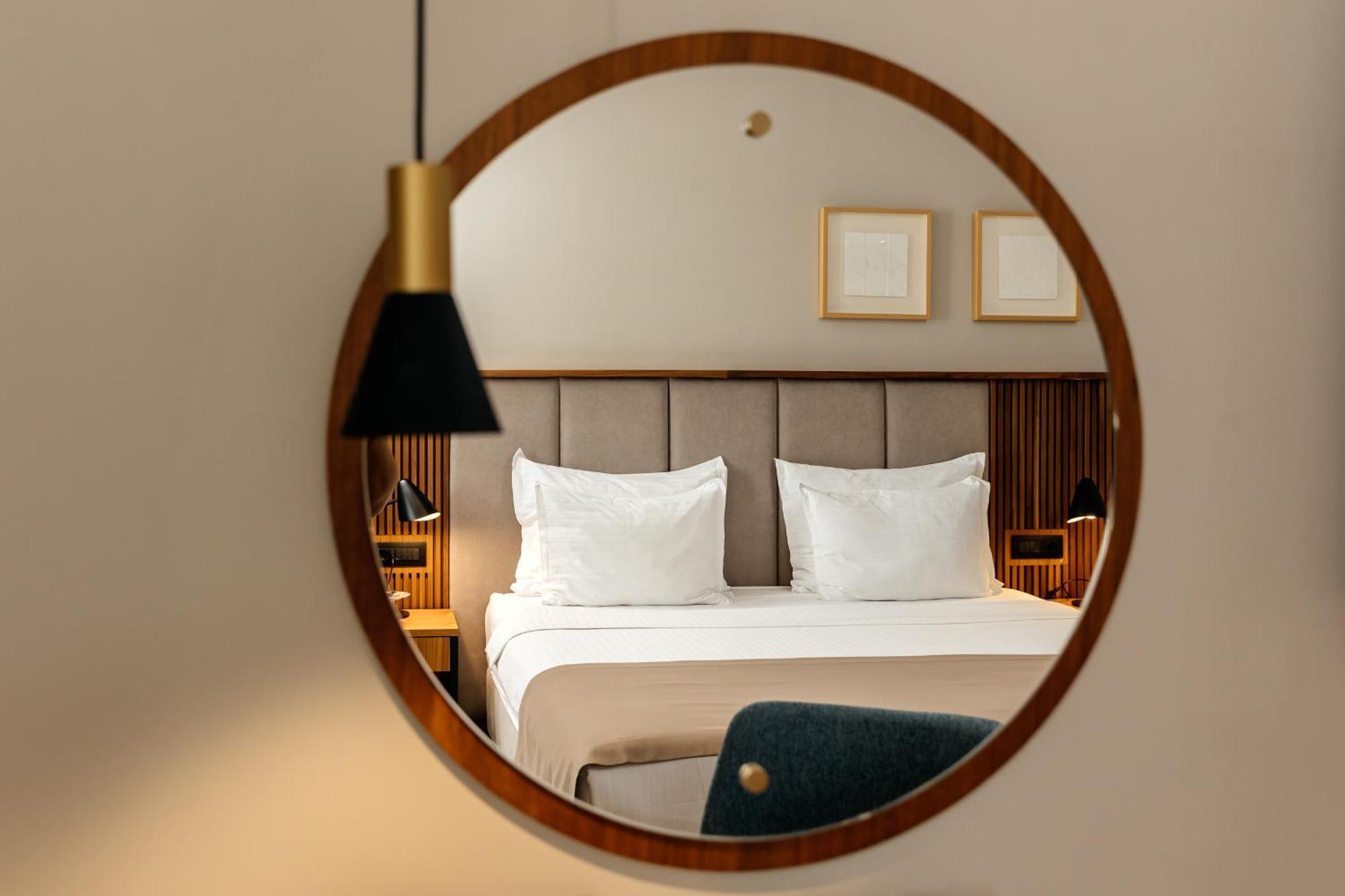 Armerun Heritage Hotel & Residences 希贝尼克 客房 照片