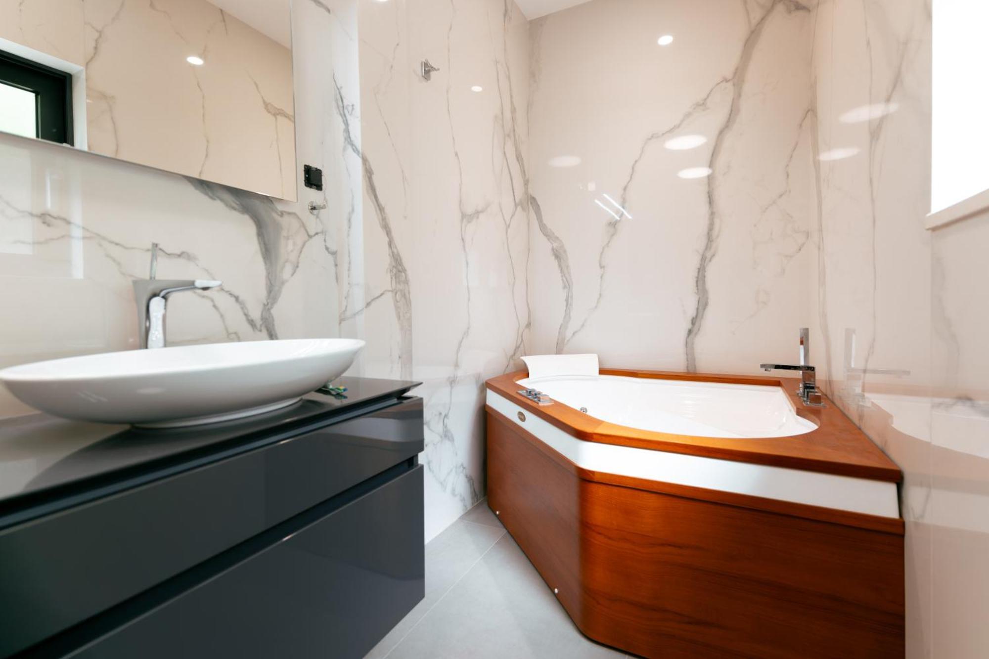 Armerun Heritage Hotel & Residences 希贝尼克 外观 照片